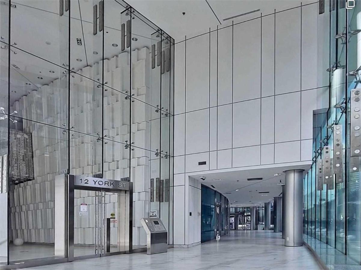 Luxury Condo In The Heart Of Toronto - Next To Scotiabank Arena Екстер'єр фото